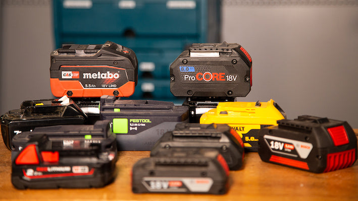 Ratgeber: Akkus richtig verstehen & behandeln – der kompakte Überblick