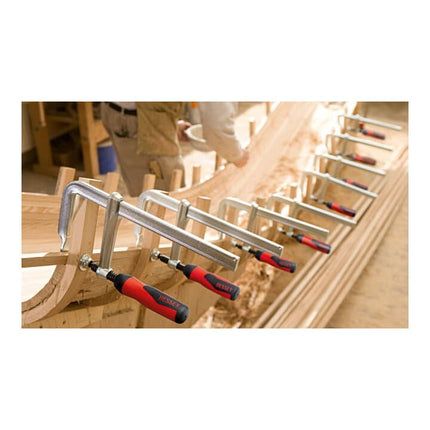 Ścisk śrubowy BESSEY GZ-2K wykonany w całości ze stali Szerokość mocowania 1000 mm Występ 120 mm ( 4000831788 )