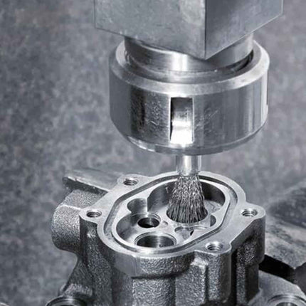 Szczotka LESSMANN Ø 17 mm wałek 6 mm grubość drutu 0,3 mm ( 4000844890 )