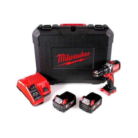 Milwaukee M18 BLPD 502 C Brushless Akku-Schlagbohrschrauber 18V - 13mm Schnellspannbohrfutter + Transportkoffer, 2x Milwaukee M18 B5 Akku 18 V / 5,0 Ah und 1x M12-18C Akku Ladegerät - Toolbrothers