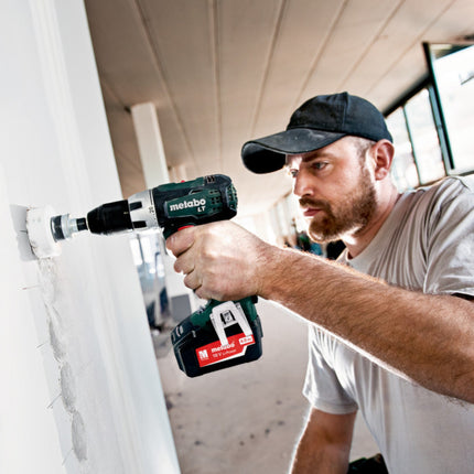 Metabo BS 18 LT akumulatorowa wiertarko-wkrętarka 18 V 60 Nm + 1x akumulator 2,0 Ah + metaBOX - bez ładowarki