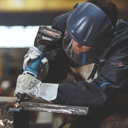 Bosch GGS 18V-23 PLC Profesjonalna akumulatorowa szlifierka prosta 18 V bezszczotkowa + 1x akumulator ProCore 4,0 Ah + ładowarka + L-Boxx