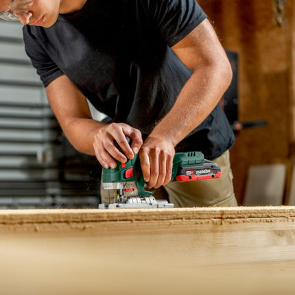 Wyrzynarka akumulatorowa Metabo STA 18 LTX 150 BL 18 V 150 mm bezszczotkowa + 1x akumulator 2,0 Ah + metabox - bez ładowarki