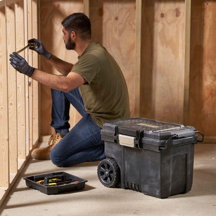 Skrzynka montażowa Stanley ( 8002733296 ) mobilna W610xD420xH400 mm wysuwany uchwyt teleskopowy