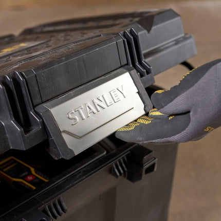 Skrzynka montażowa Stanley ( 8002733296 ) mobilna W610xD420xH400 mm wysuwany uchwyt teleskopowy