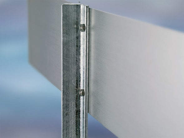 Stalowy kolec (3000277690) do wbicia w oznakowanie parkingu