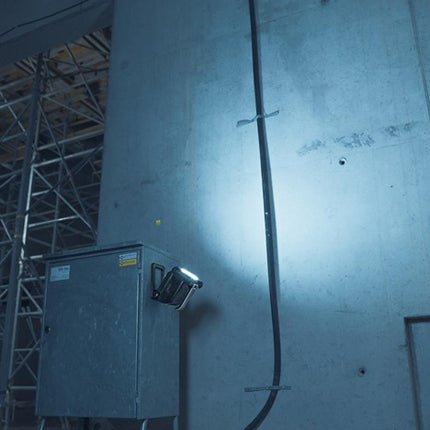 Akumulatorowa lampa ręczna Brennenstuhl HL 3000 ( 8002643425 ) 18 V