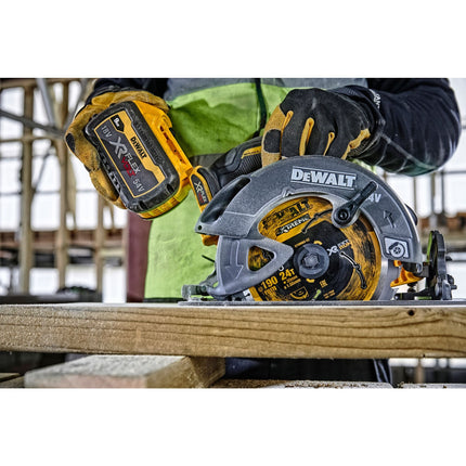 DeWALT DCS 578 X1T Akku Kreissaege 54V XR FlexVolt 190 mm Brushless 1x Akku 9 0 Ah Ladegeraet TSTAK 4 - toolbrothers