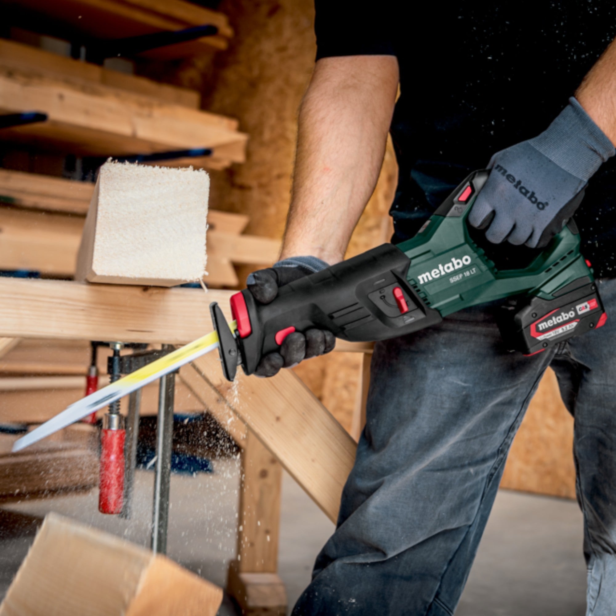 Metabo SSEP 18 LT Akku Saebelsaege 18 V 32 mm 1x LiHD Akku 5 5 Ah Ladegeraet 4 - toolbrothers