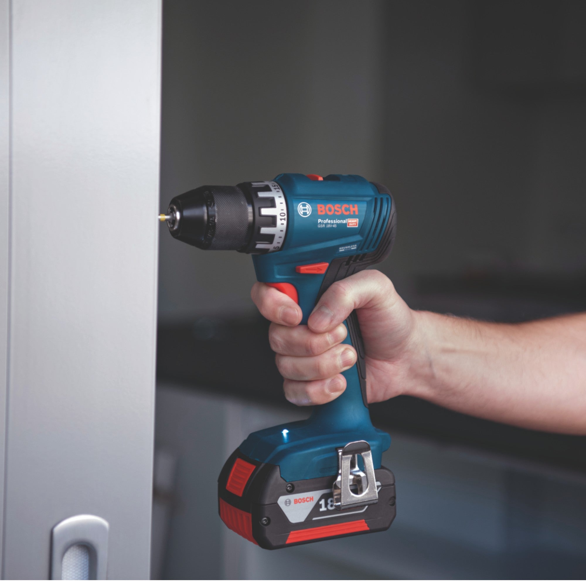 Bosch GSR 18V 45 Professional Akku Bohrschrauber 18 V 45 Nm Brushless 2x Akku 5 0 Ah Ladegeraet 4 - toolbrothers