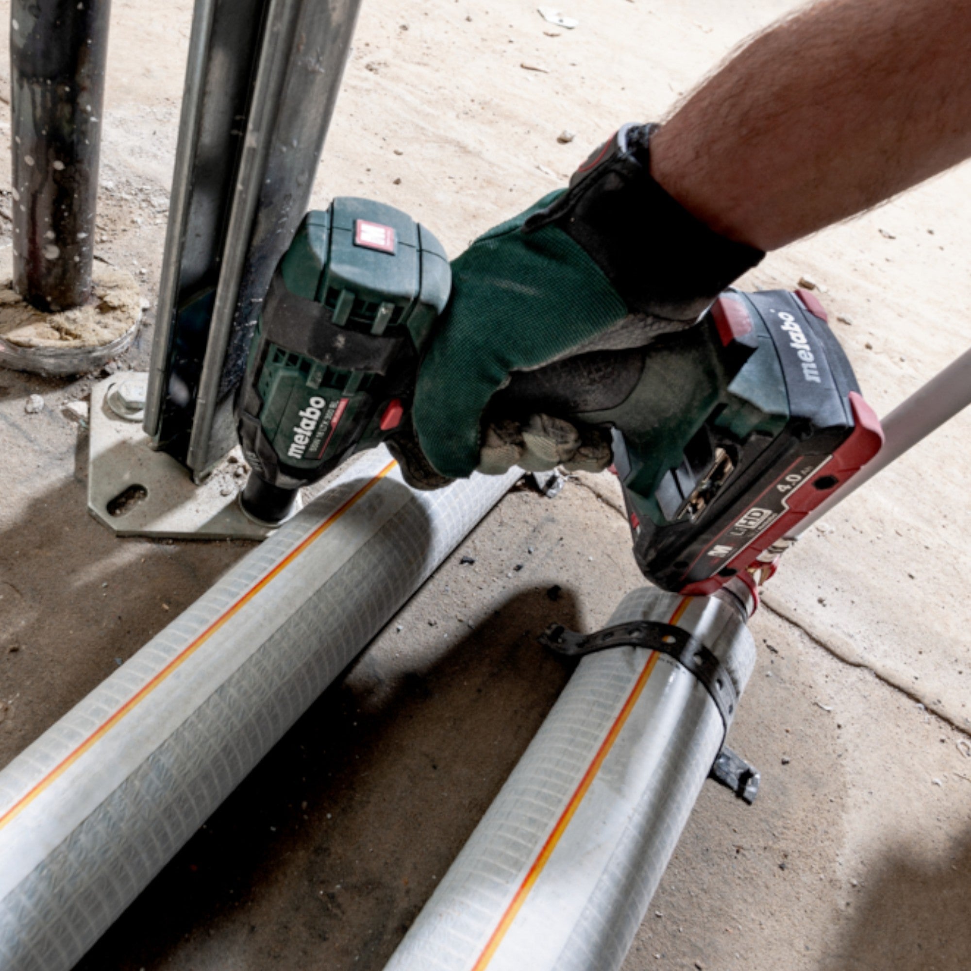 Metabo SSW 18 LTX 300 BL Akku Schlagschrauber 18 V 300 Nm 1 2 Brushless 1x LiHDX Akku 4 0 Ah Ladegeraet 4 - toolbrothers