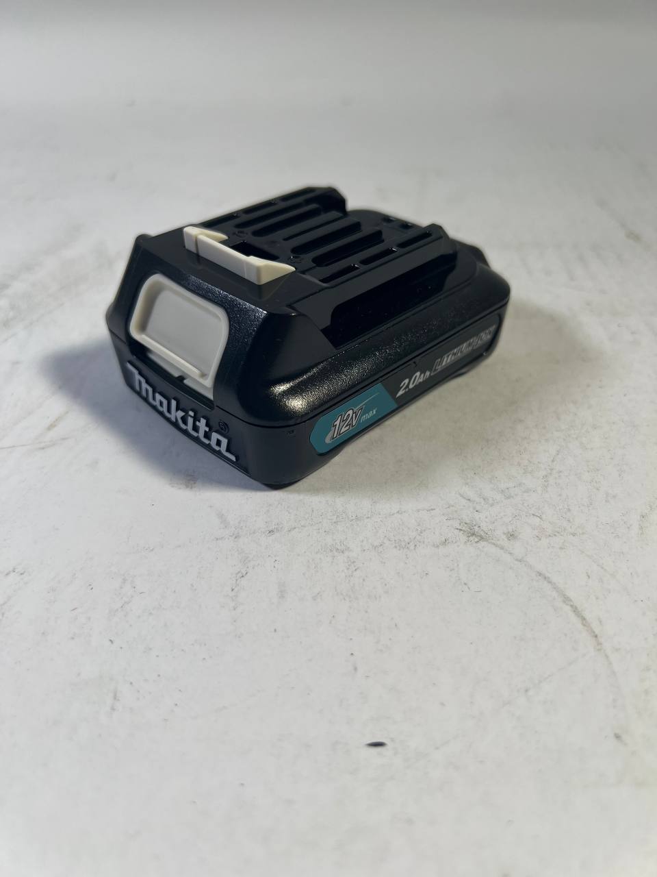 Makita BL 1021 B Akku 12 V max 2 0 Ah Li Ion 197396 9 Nachfolger von BL 1020 B 10 8 V Leicht Gebraucht 0 - toolbrothers