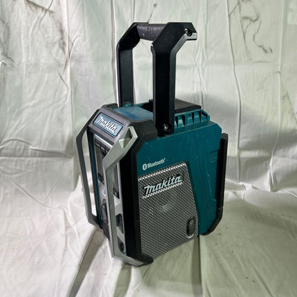 Makita DMR 114 Akku Baustellenradio 12 14 4 18 V AM FM Bluetooth IP 65 Reparaturgeraet 2 - toolbrothers