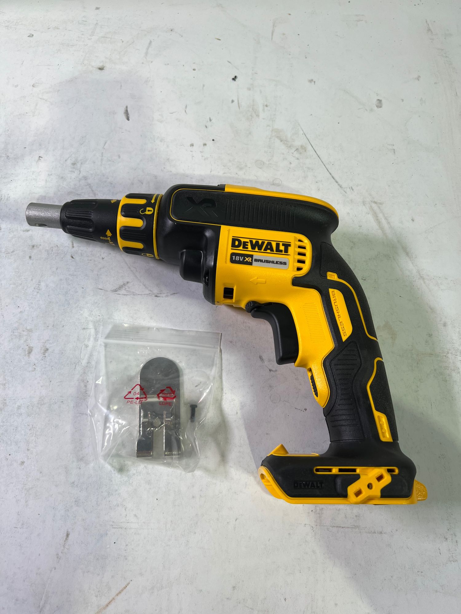 DeWalt DCF 620 NT Akku Trockenbauschrauber 18 V 30 Nm Brushless TSTAK ohne Akku ohne Ladegeraet Stark Gebraucht 1 - toolbrothers