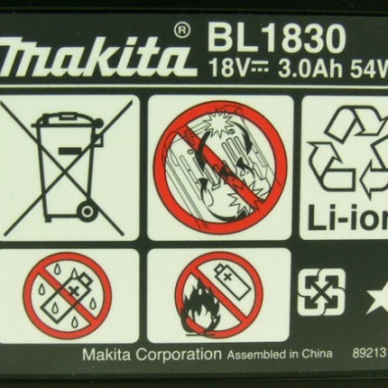 Makita BTW 251 Akku Schlagschrauber 18 V 230Nm mit 3,0 Ah Akku - ohne Lader - Toolbrothers