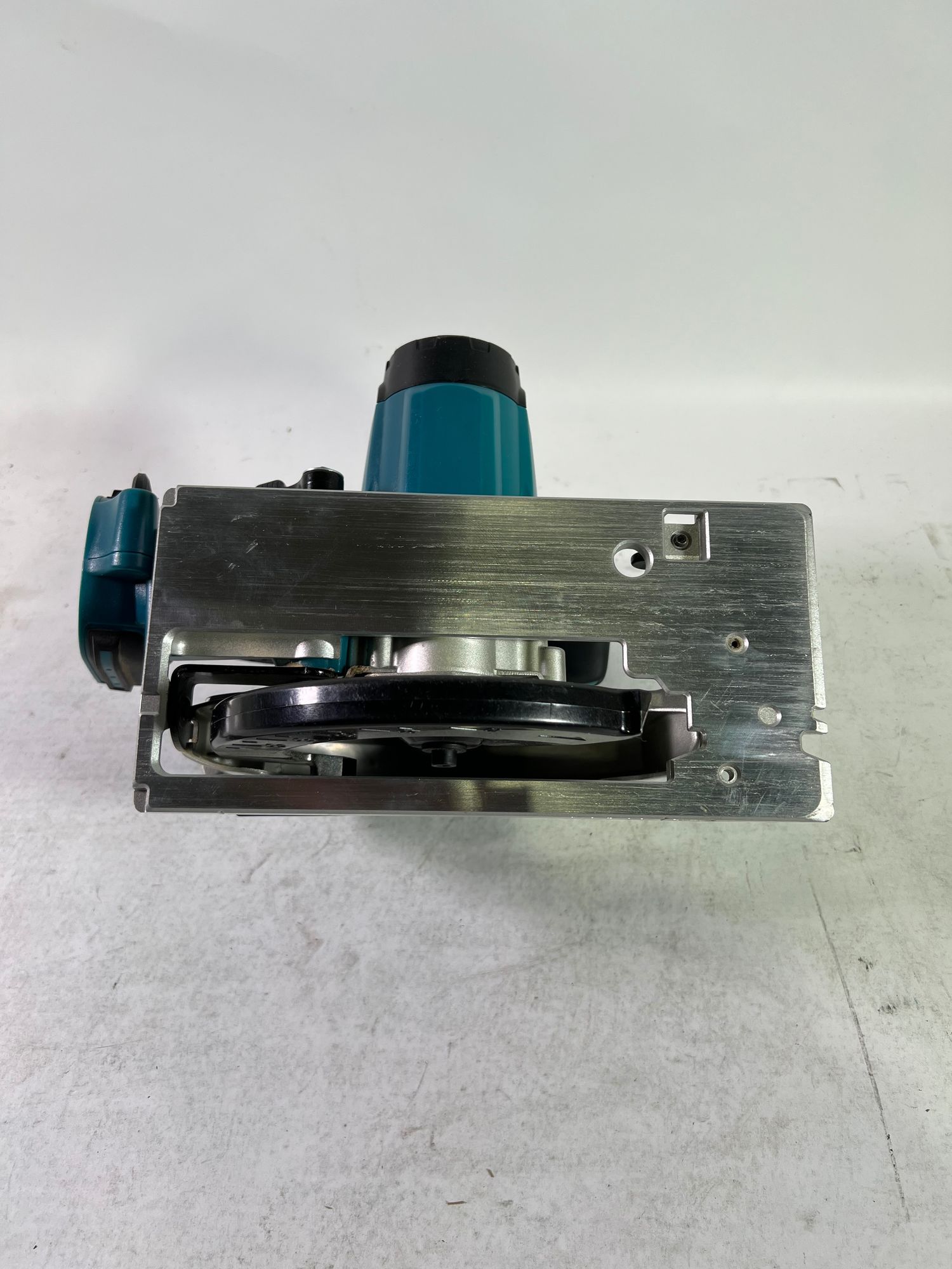Makita DSS 611 Z Akku Handkreissaege 18 V 165 mm Solo ohne Akku ohne Ladegeraet Reparaturgeraet 0 - toolbrothers