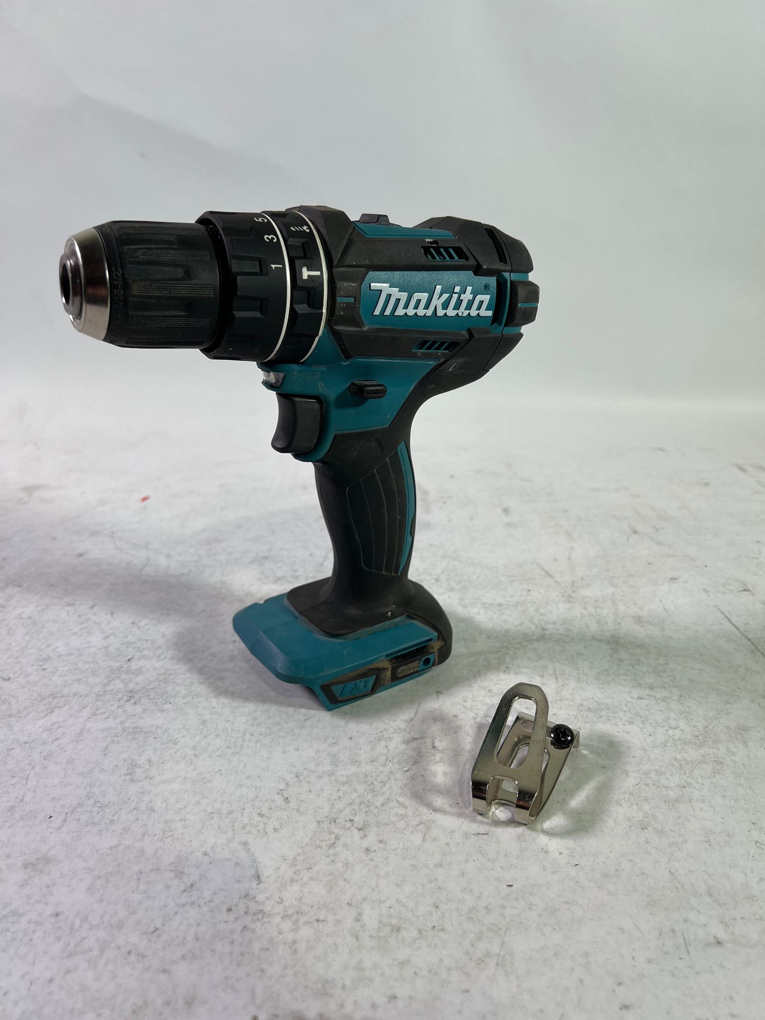Makita DHP 482 Z Akku Schlagbohrschrauber 18 V 62 Nm Solo ohne Akku ohne Ladegeraet Reparaturgeraet 0 - toolbrothers