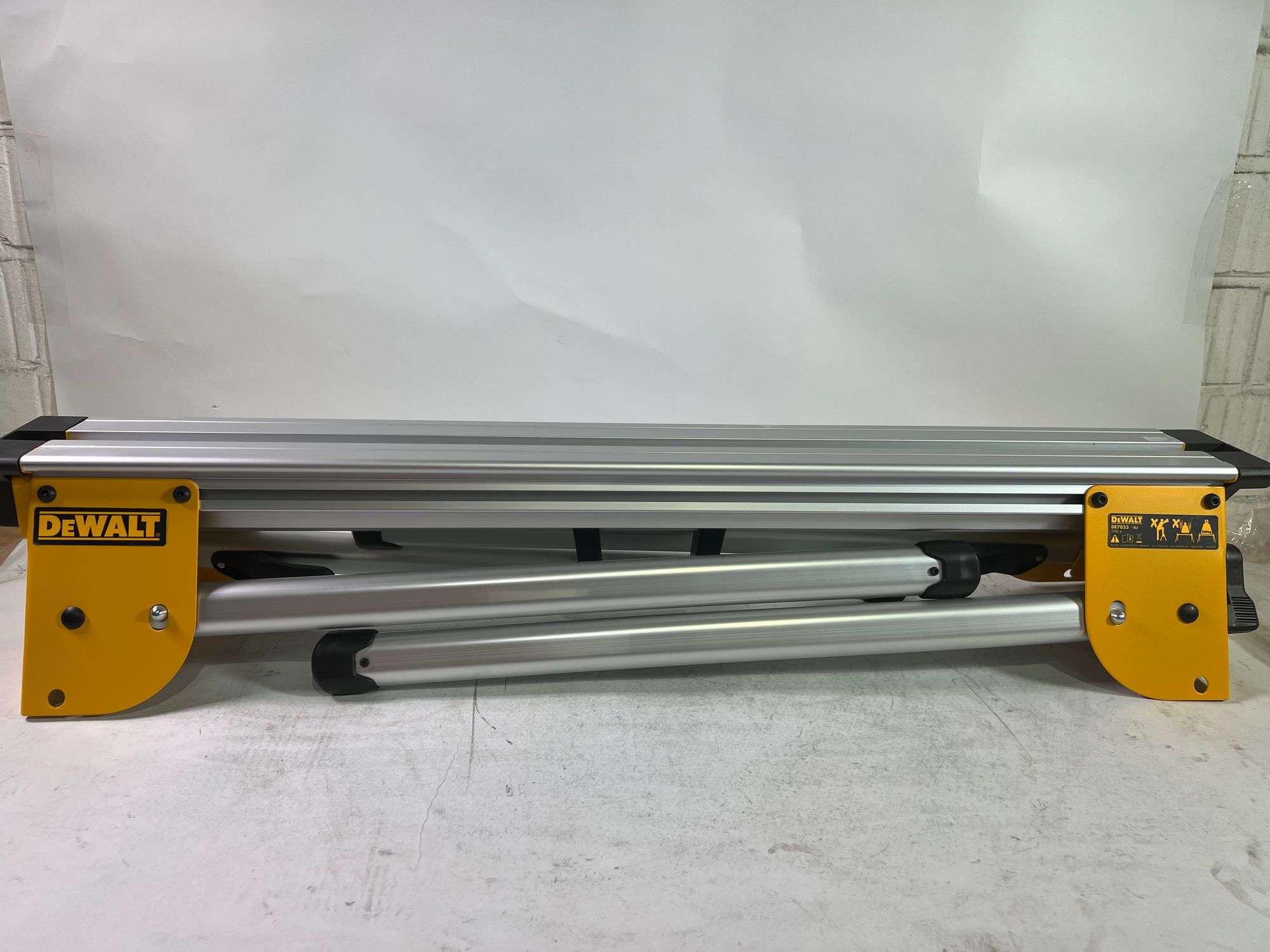 DeWalt DE 7033 Universal Untergestell fuer Kapp Paneel und Gehrungssaegen Leicht Gebraucht 1 - toolbrothers