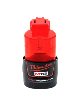 Kit de démarrage de batterie Milwaukee 12 V avec 2x batteries 1,5 Ah + chargeur M12 C12C