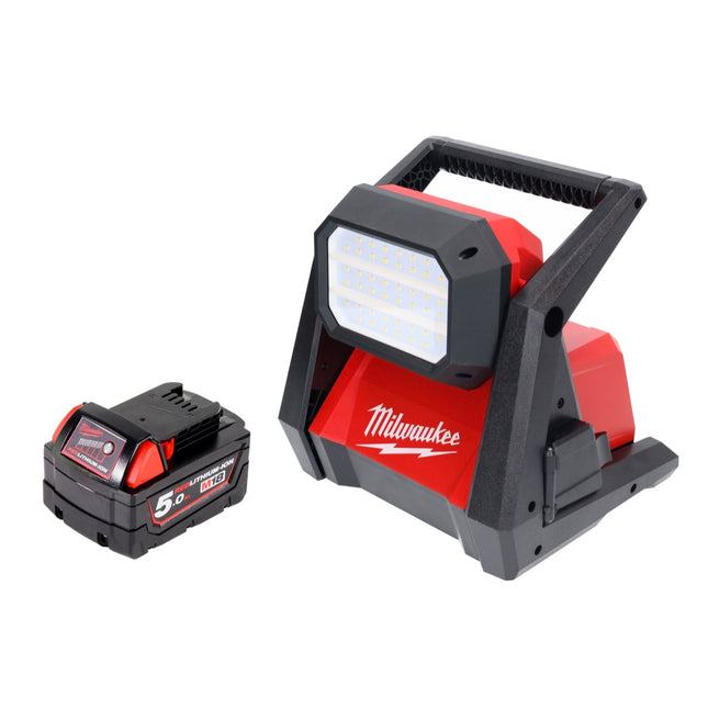 Milwaukee M18 HOAL-501 Akku LED Lampe Baustrahler 18 V 4000 lm + 1x Akku 5,0 Ah - ohne Ladegerät