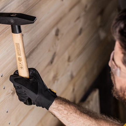 FORTE TOOLS Schlosserhammer mit Holzgriff, 300 g Kopfgewicht, Hammer mit Holzstiel, Premium Werkzeug, geschmiedet, Ringkeil, lackierter Kopf ( 000051151021 )