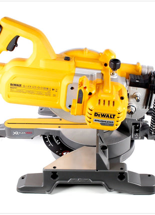 DeWalt DCS 777 N XR Akku Paneelsäge 54 V FlexVolt 216 mm Solo - ohne Akku, ohne Ladegerät - Toolbrothers