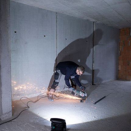 BRENNENSTUHL Hybrydowy reflektor budowlany LED 6050 MH 61,6 W 6200 lm ( 8000413165 )