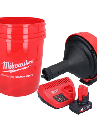 Appareil de nettoyage de tuyaux sur batterie Milwaukee M12 BDC8-601C 12 V + 1x batterie 6,0 Ah + chargeur + spirale + seau